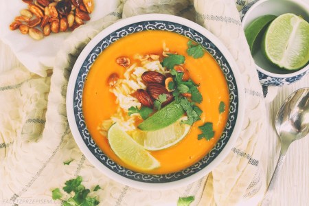 Tajska zupa-krem z marchewki i batatów