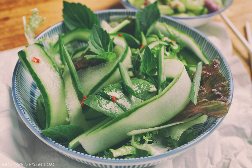 Tajska sałatka z ogórkiem