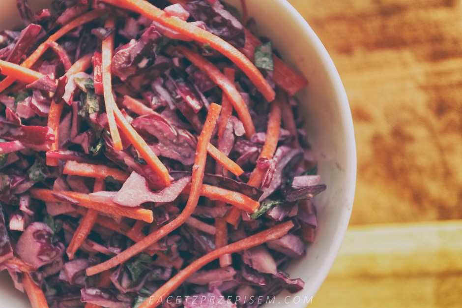 Surówka z czerwonej kapusty